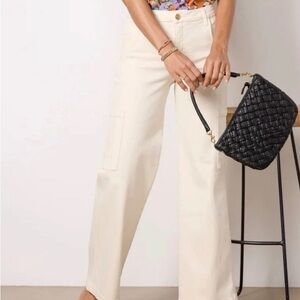 Kut from the Kloth Jodi high rise wide leg cropped with side pockets- size2